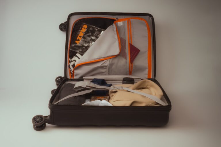 How to Choose the Perfect Travel Accessories for Your Trip